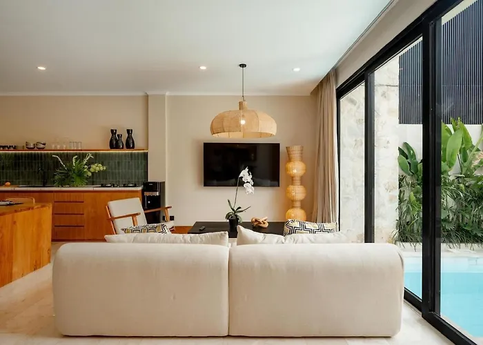 Warm & Cozy Pool With Modern Comforts Holiday home *